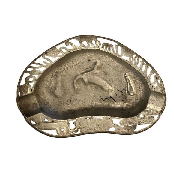 Vintage Little America Wyoming Tin Plate Embossed Ashtray Catch All Americana Ki - Picture 13 of 16